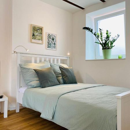 Restaurierter Altbau Mit Privatem Innenhof & Parkplatz Grossfischlingen 外观 照片