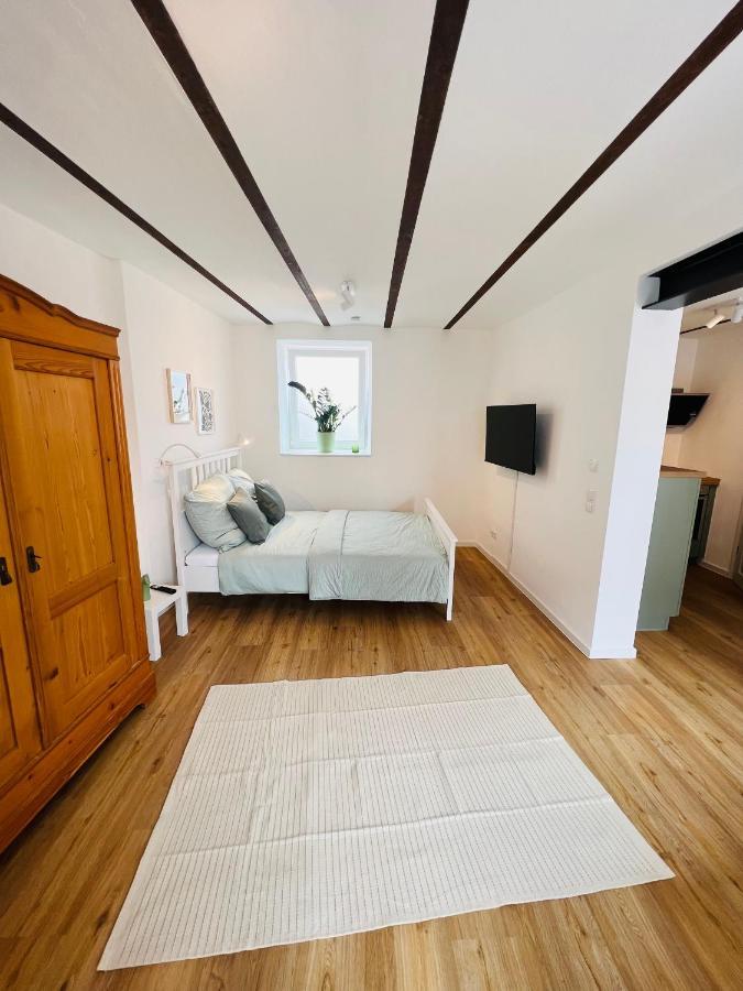 Restaurierter Altbau Mit Privatem Innenhof & Parkplatz Grossfischlingen 外观 照片