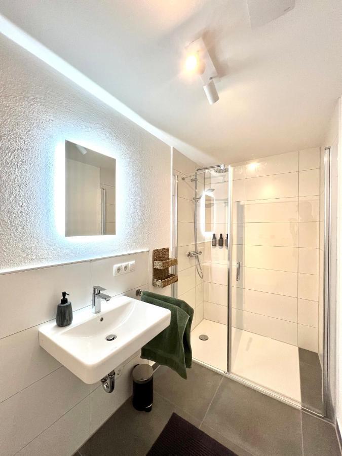 Restaurierter Altbau Mit Privatem Innenhof & Parkplatz Grossfischlingen 外观 照片